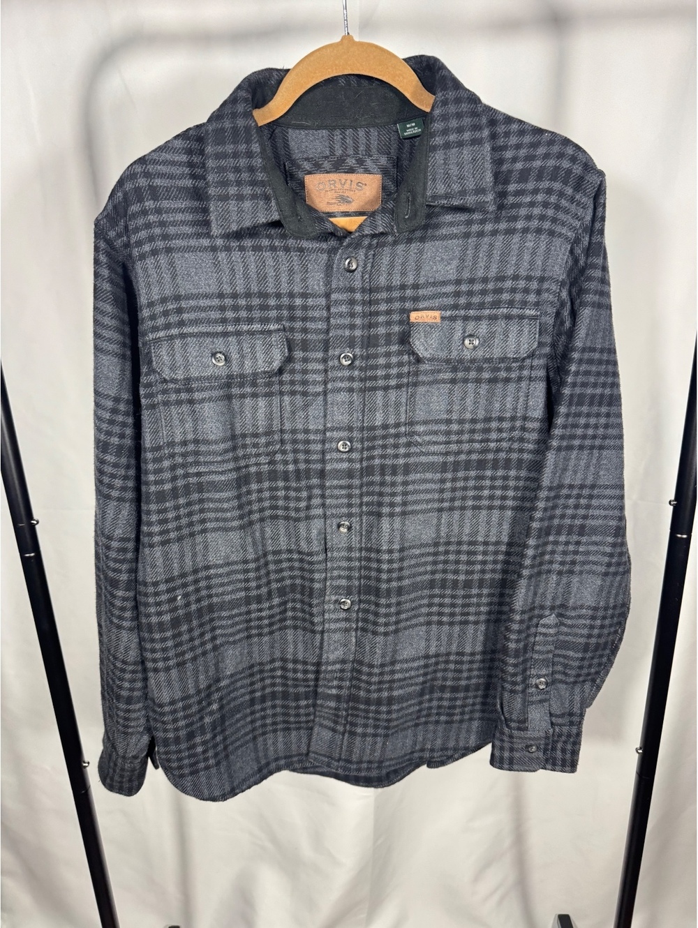 Orvis Men's Medium Gray Plaid Button-Up Shirt Jacket